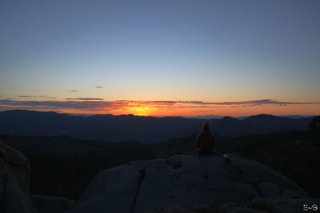 J44 Lever de soleil sur Harris grade Spring