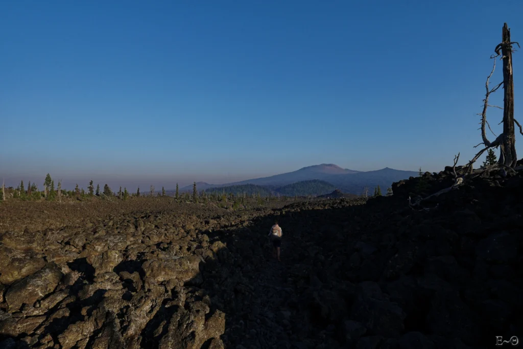 J119 Dans les coulées de lave du Yapoah Crater