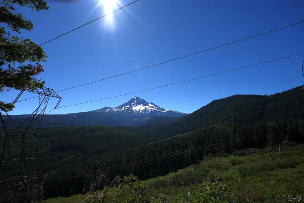 J126 La trouée de la ligne à haute tension de LoloPass