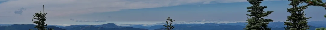 J137 Au loin, le Canada J137 Au loin, le Canada